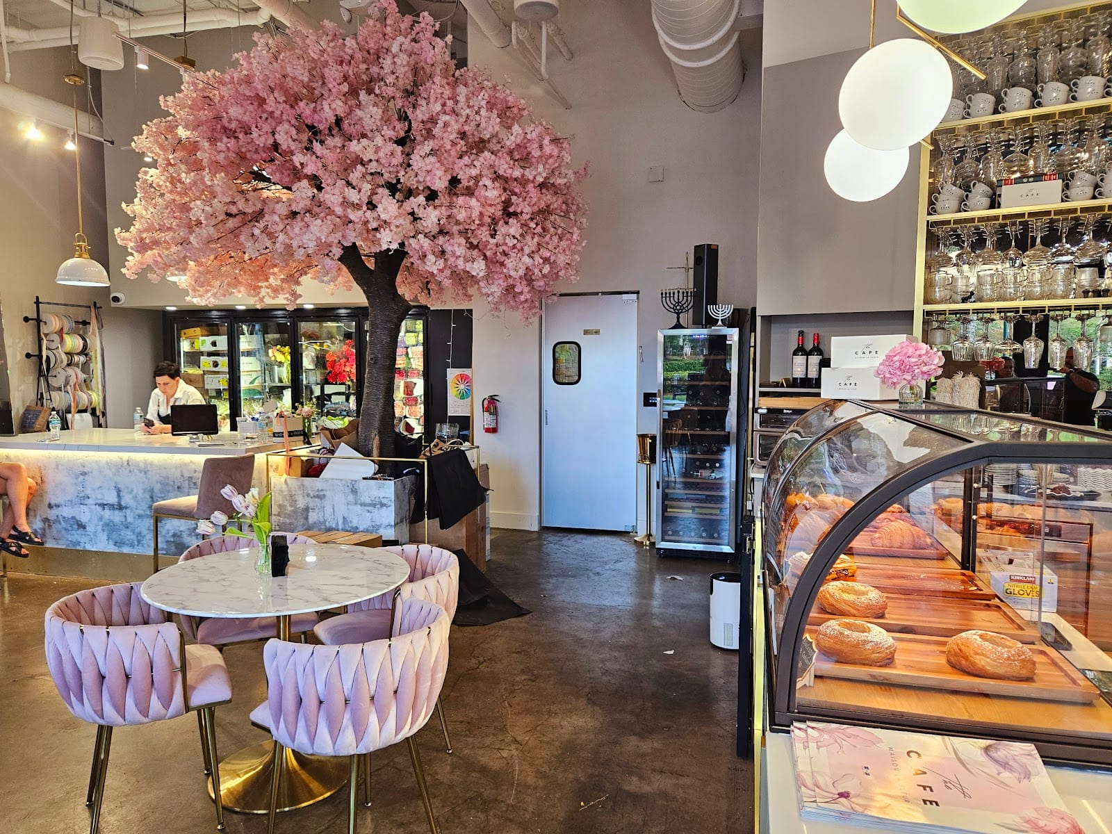 The Cafe Maison la Fleur