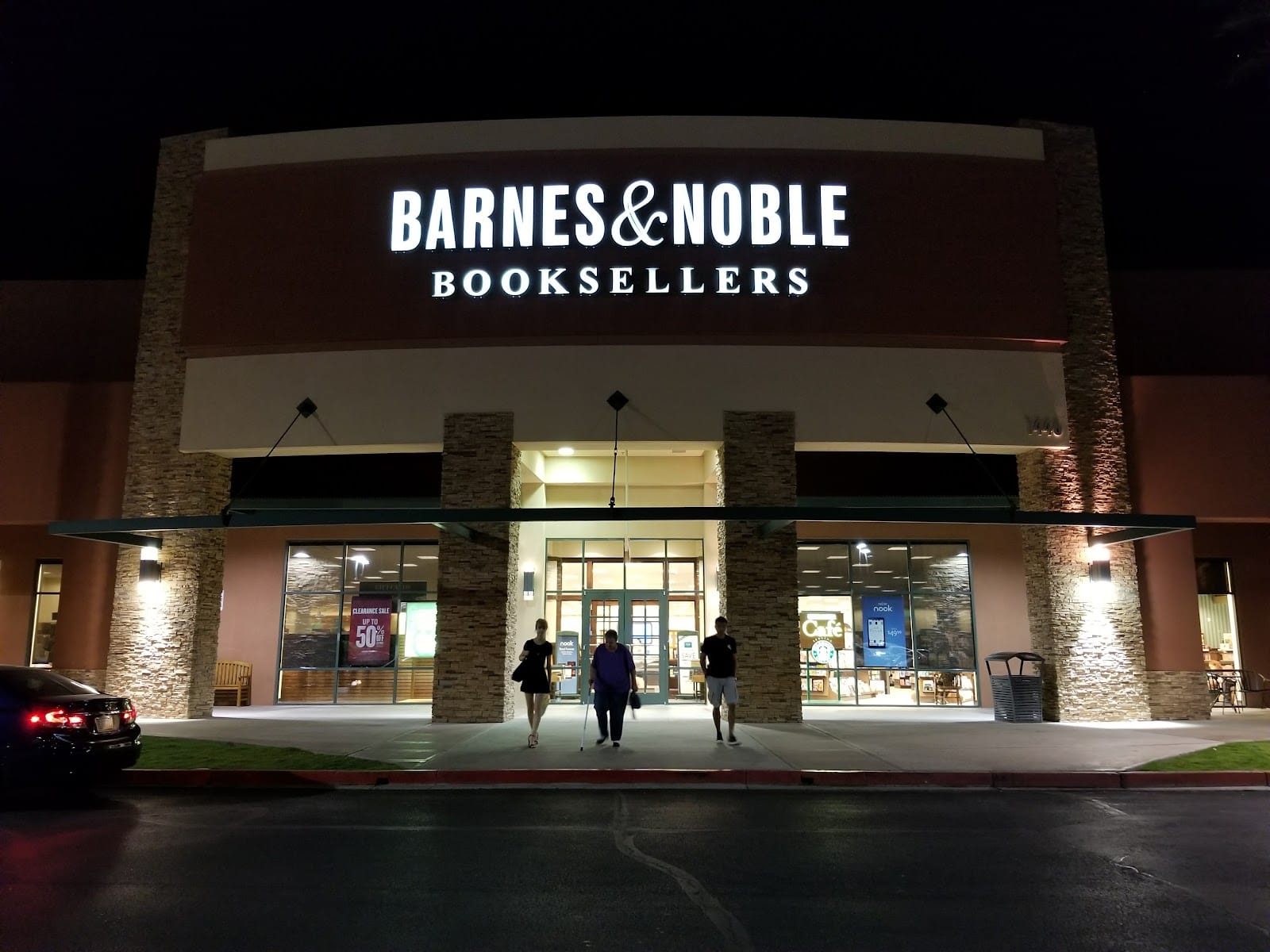 Barnes & Noble