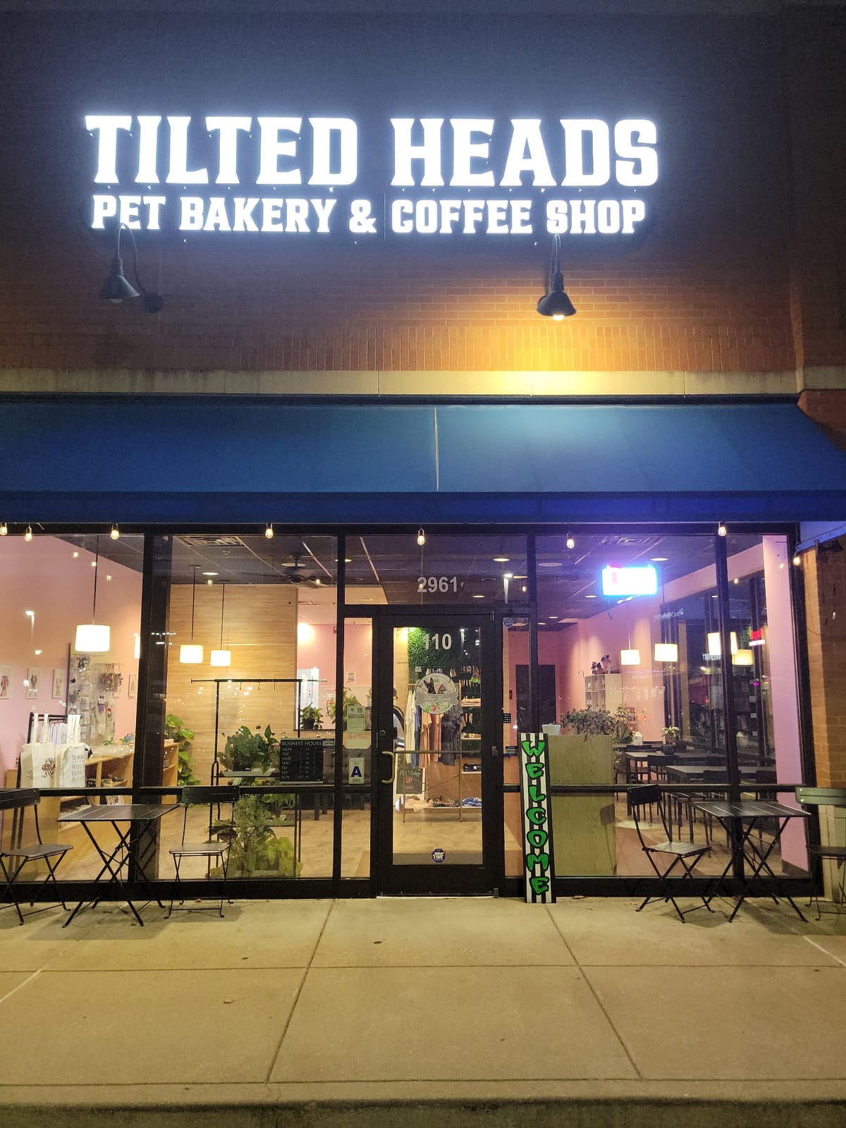Tilted Heads Pet Bakery & Coffee Shop