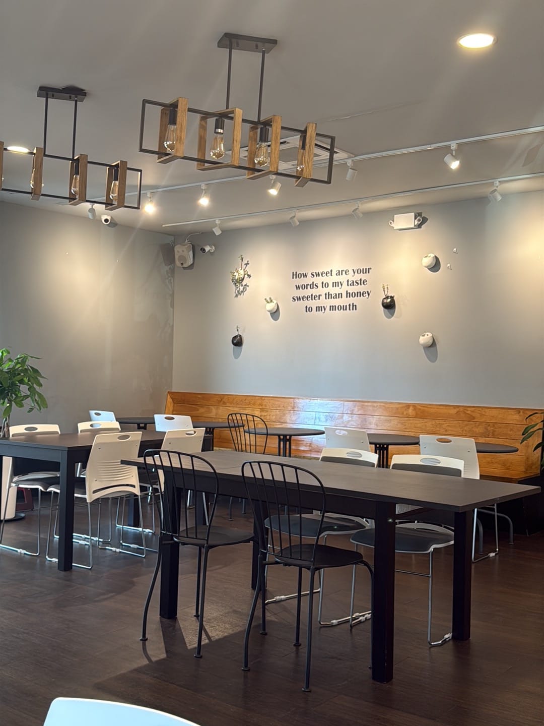 K Cafe Terrace