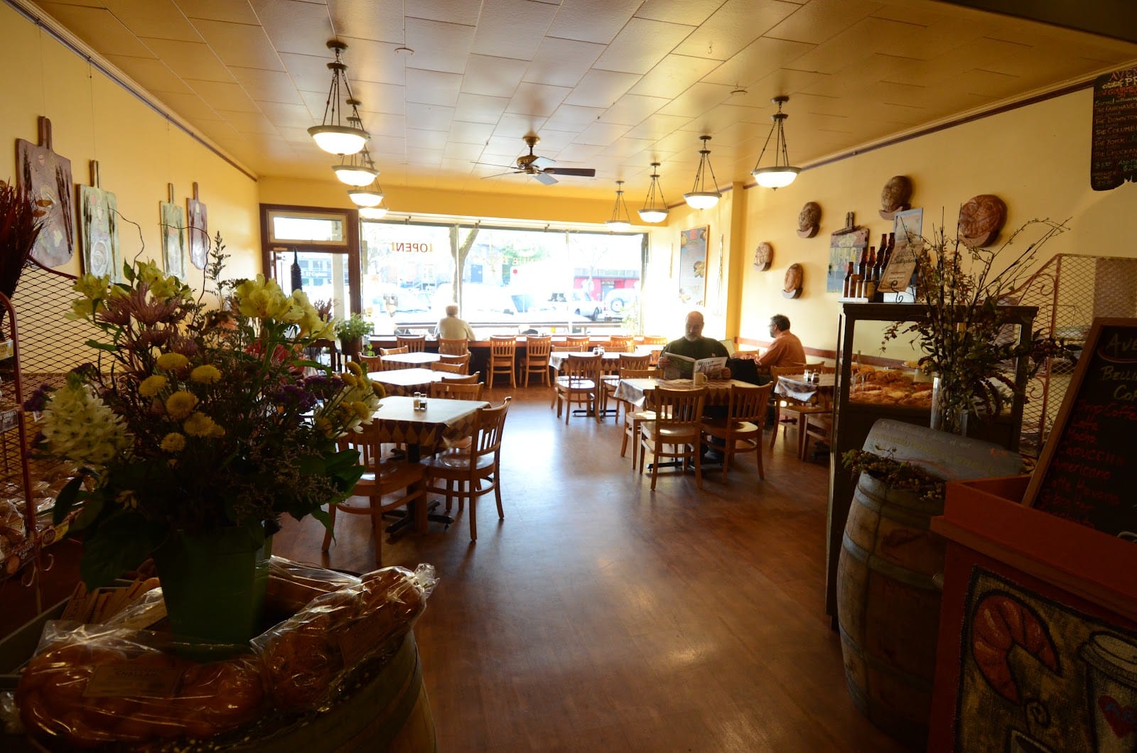 Avenue Bread - Railroad Ave