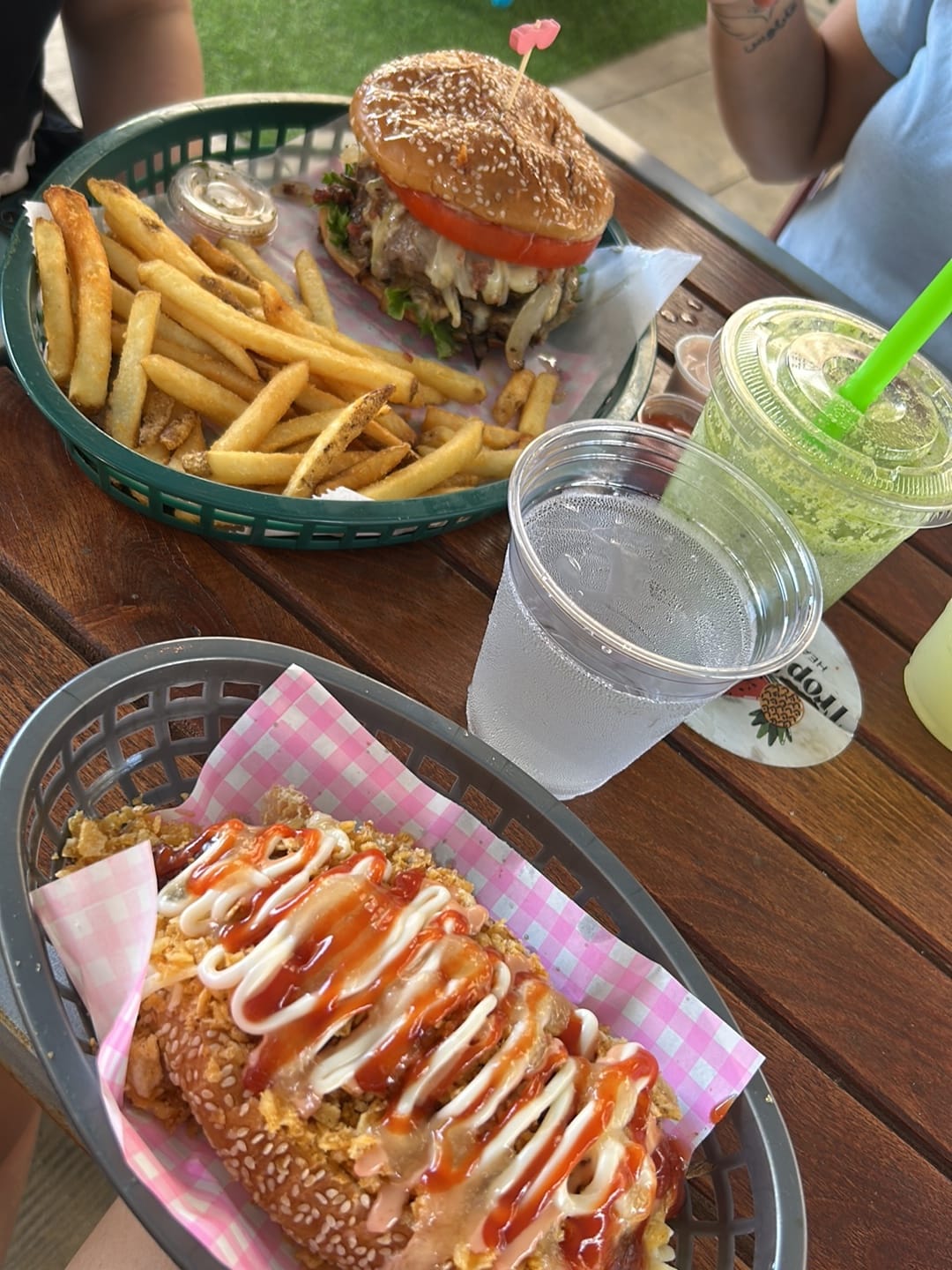 TROPICAL BITES FLAVOR HOUSE