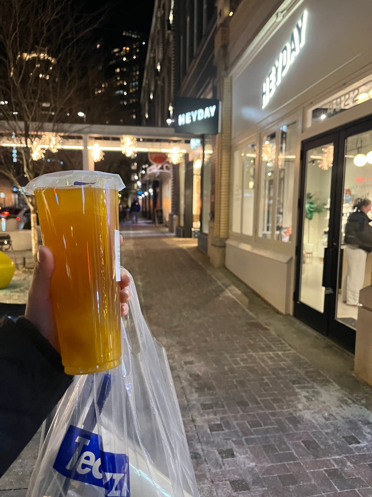 Teazzi Tea Shop 瓷禧茶坊