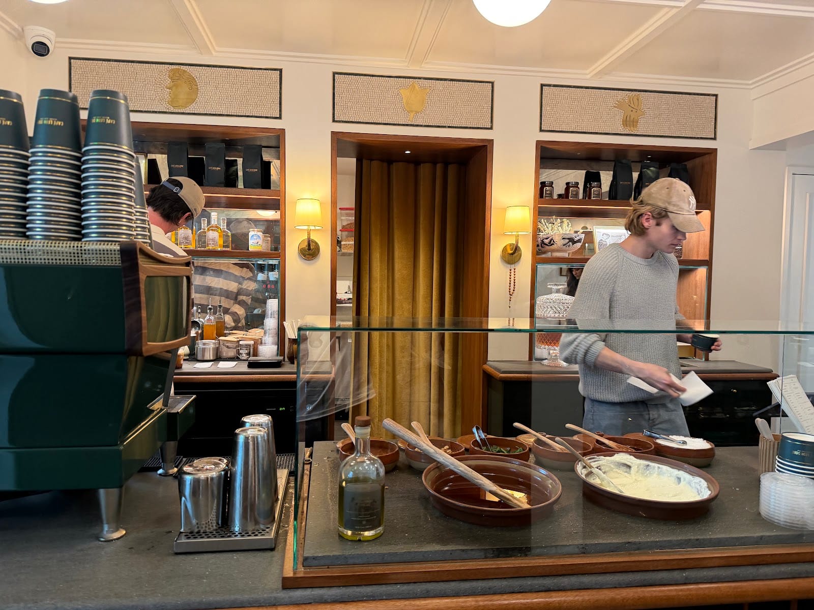 Cafe Leon Dore
