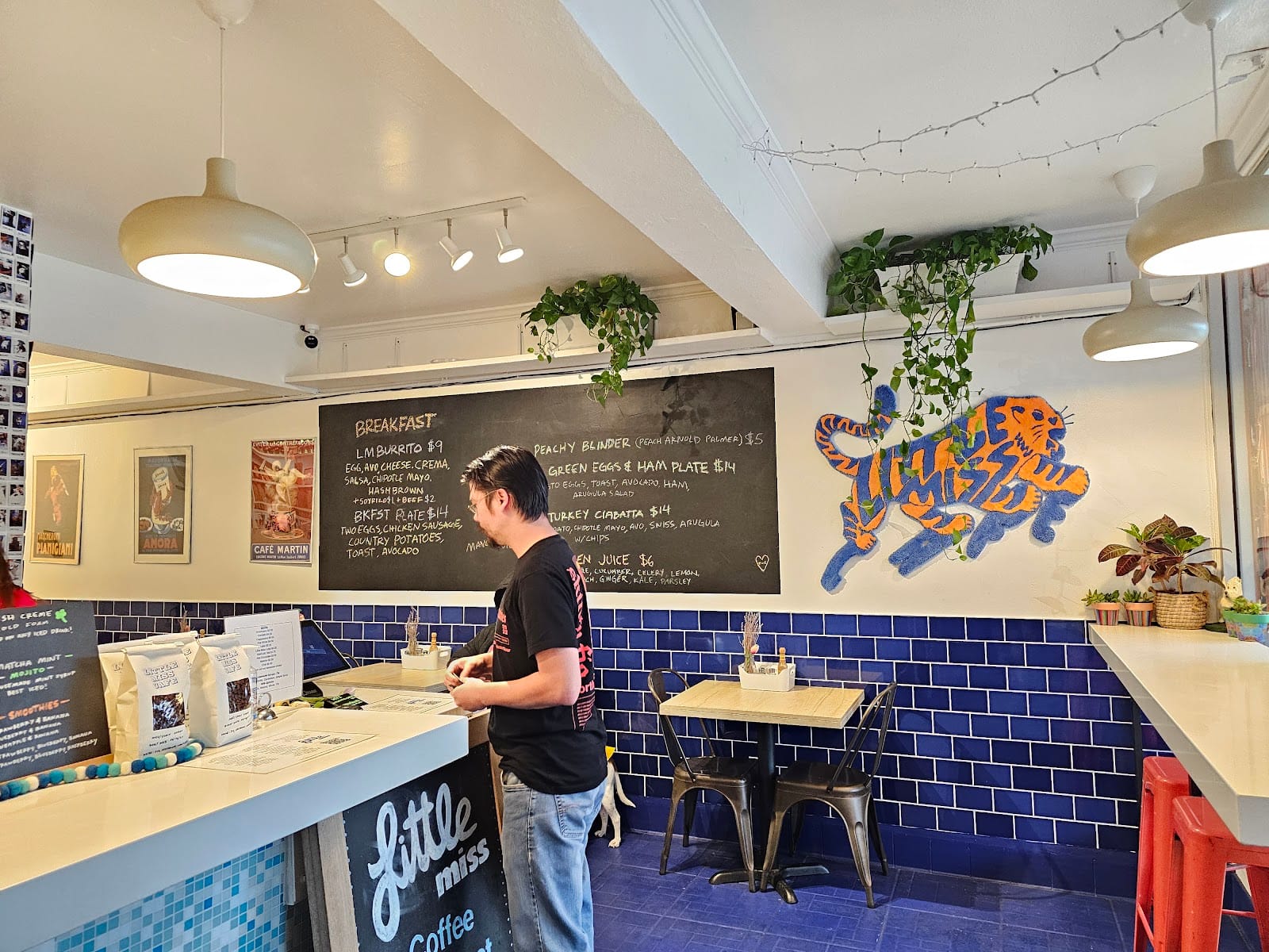 Little Miss Cafe