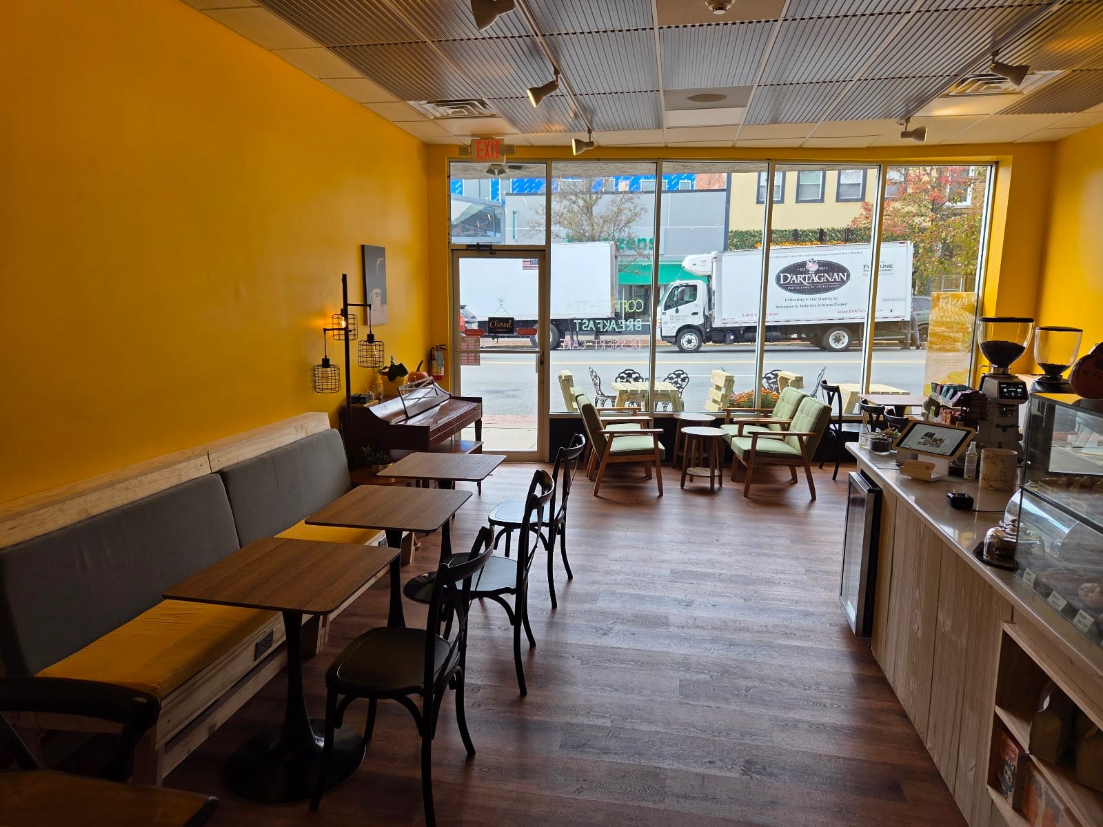 NUTS & DELIGHTS CAFE