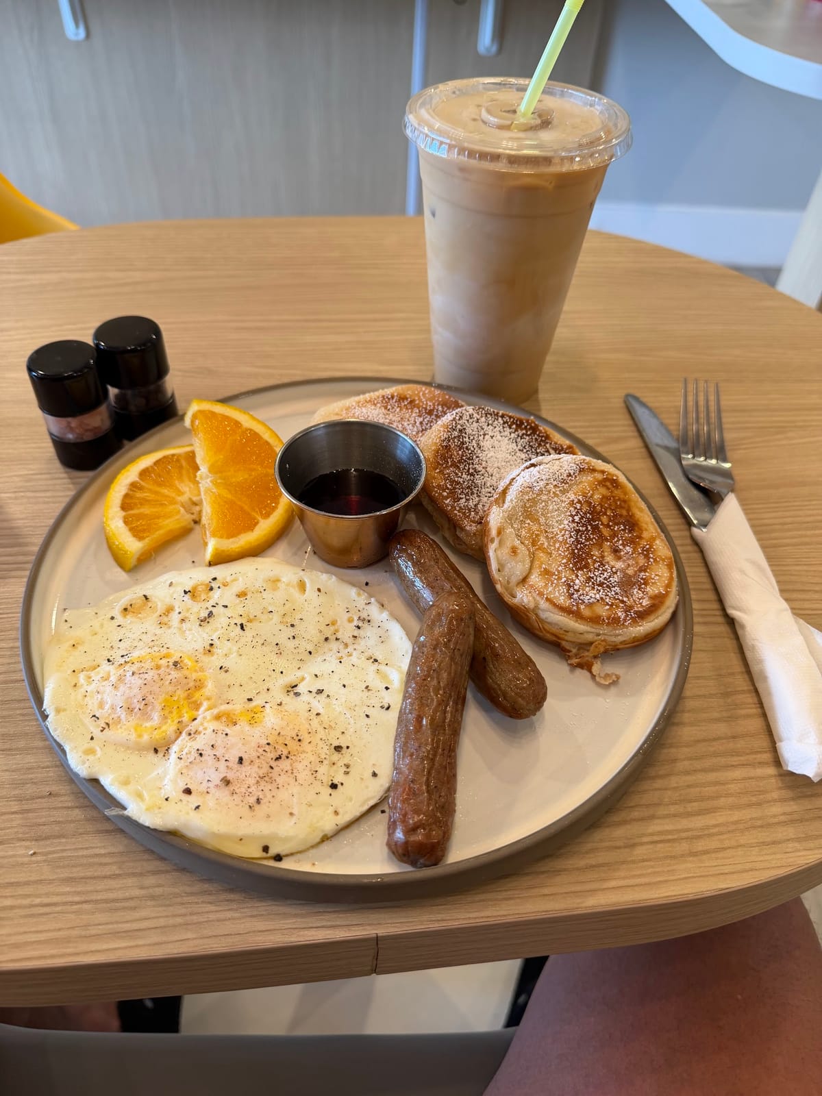 La Mesa, Café - Bistro