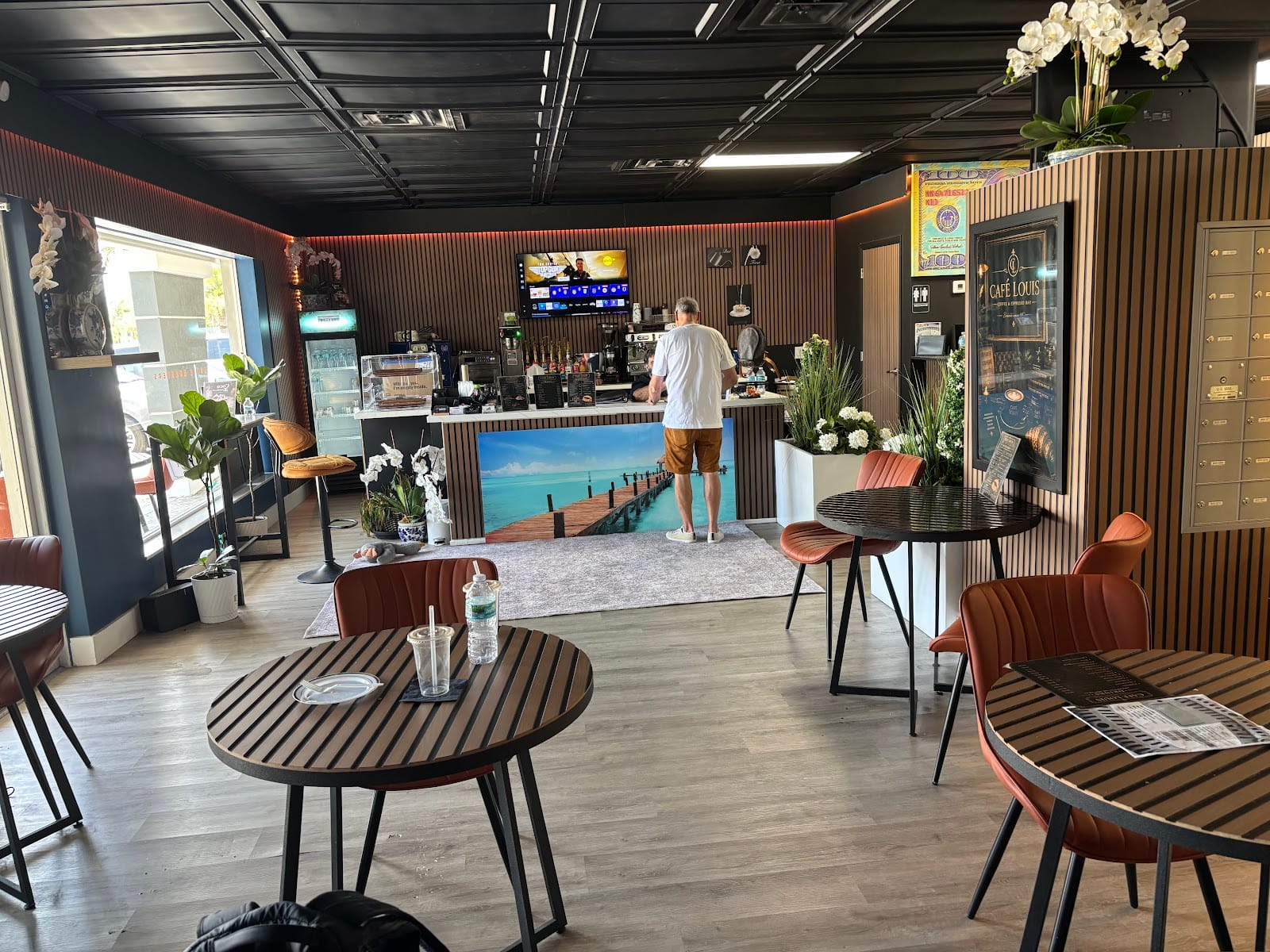 Cafe Louis Coffee & Espresso Bar Boca Raton