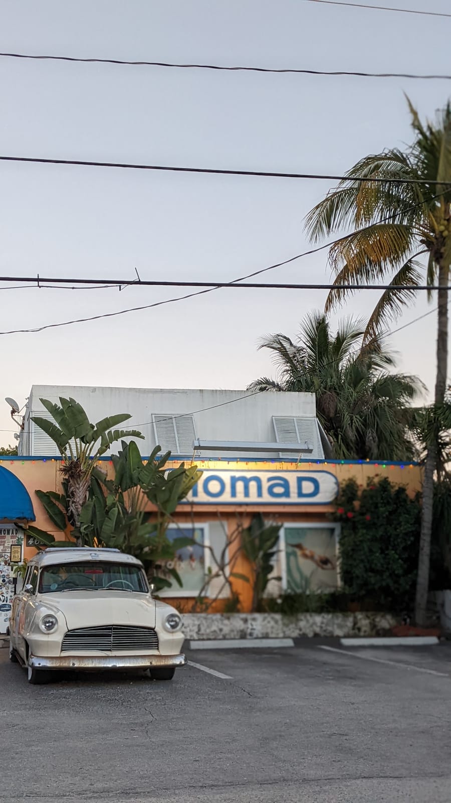 Nomad Surf Juice and Coffee