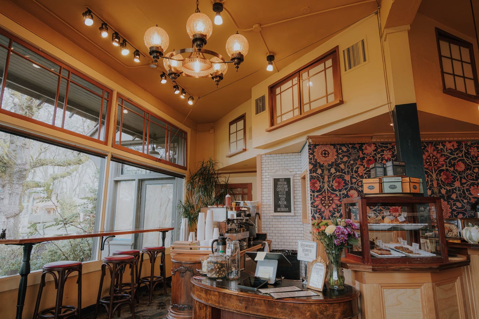 Floyd's Coffee House & Wine Bar photo 2