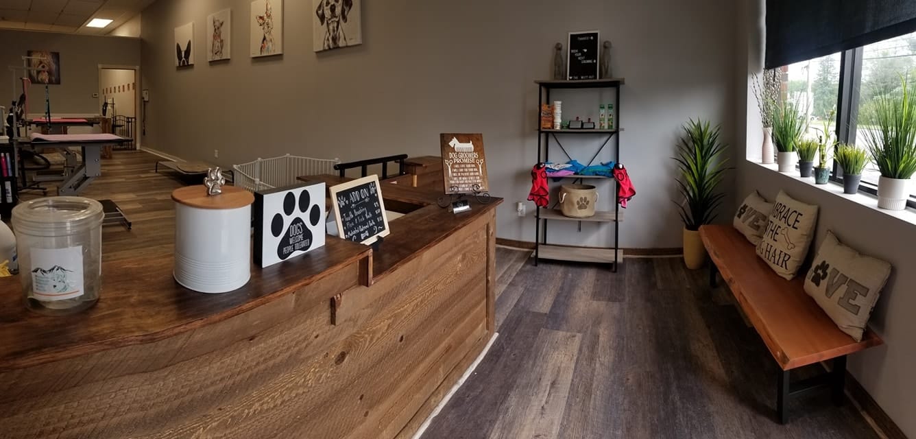 The Mutt Hut Dog Grooming Salon & Mobile