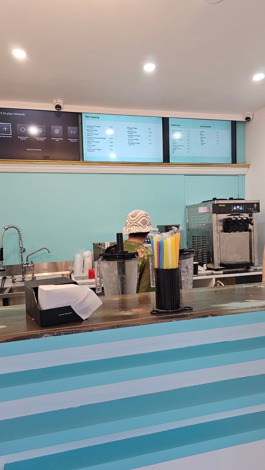 AA bubble tea cafe