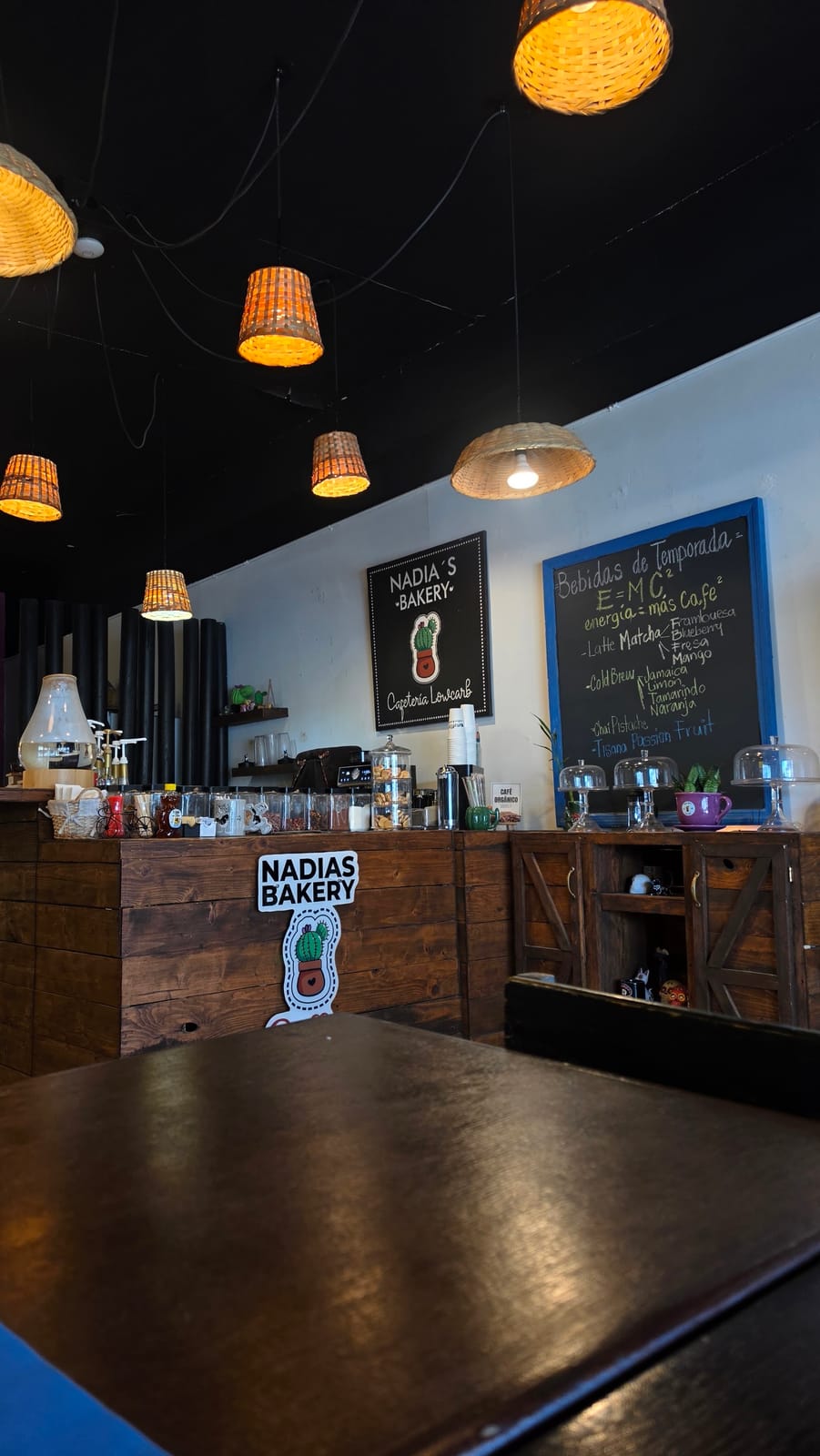 Nadia's Bakery CAFÉ