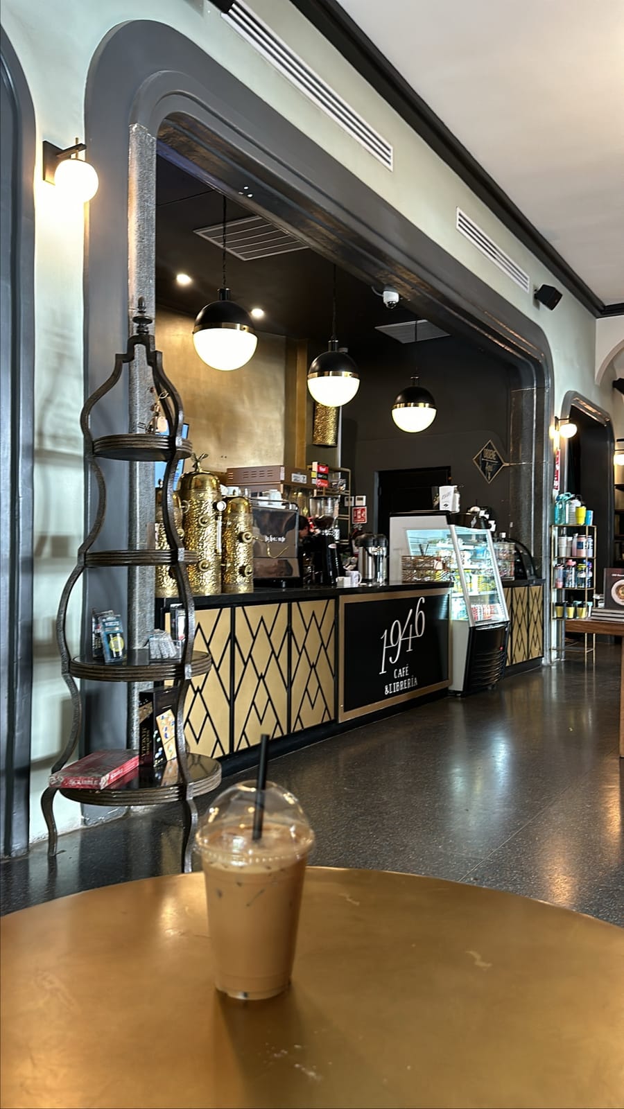 Café 1946