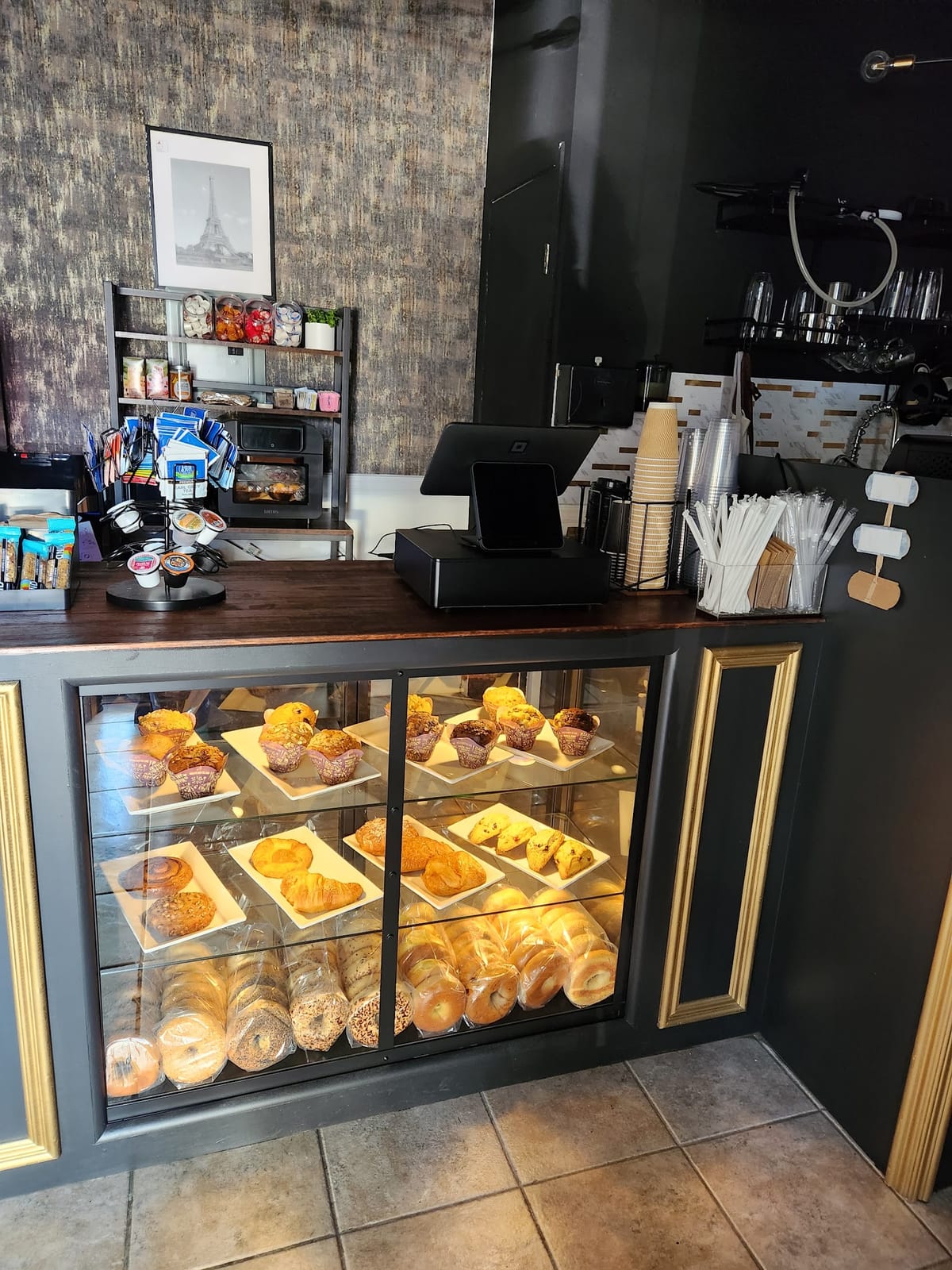 Iconik Crumbs Aromatherapy Cafe