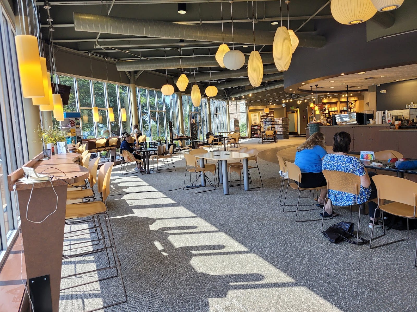 Capstone Cafe & Bookstore