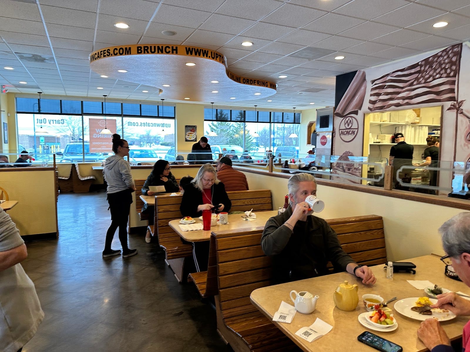 Uptown Cafe