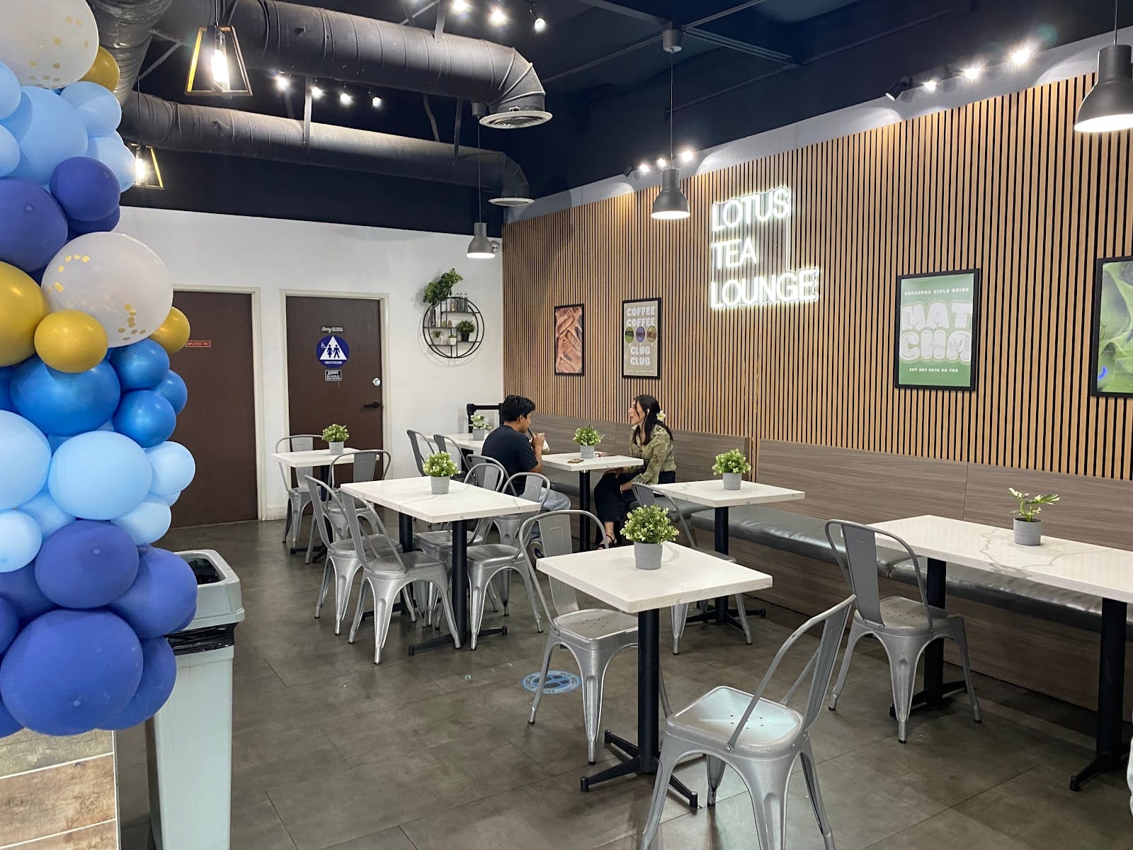 Lotus Coffee & Tea