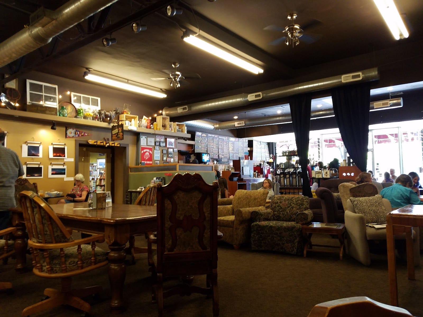 The Grind Coffeehouse