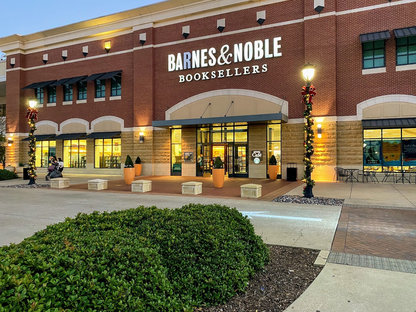 Barnes & Noble