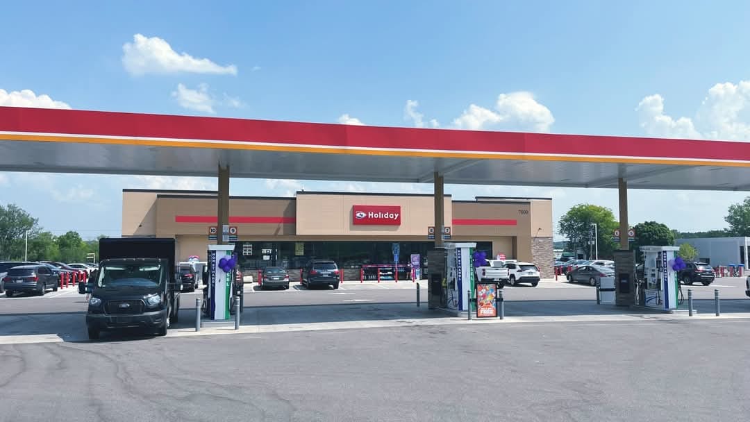 Holiday Stationstores