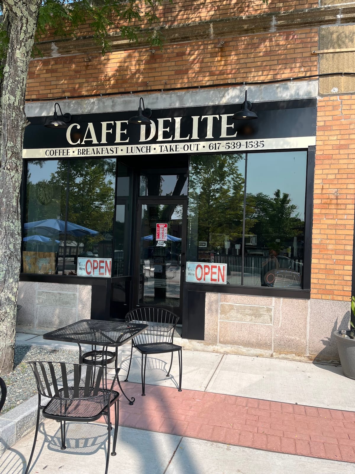 Cafe Delite