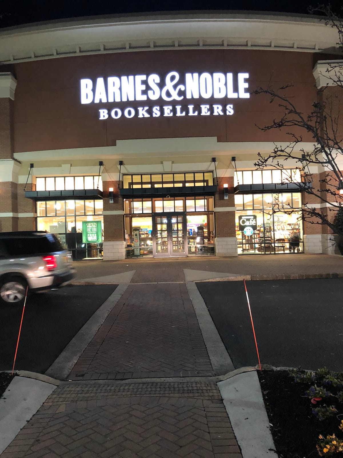 Barnes & Noble