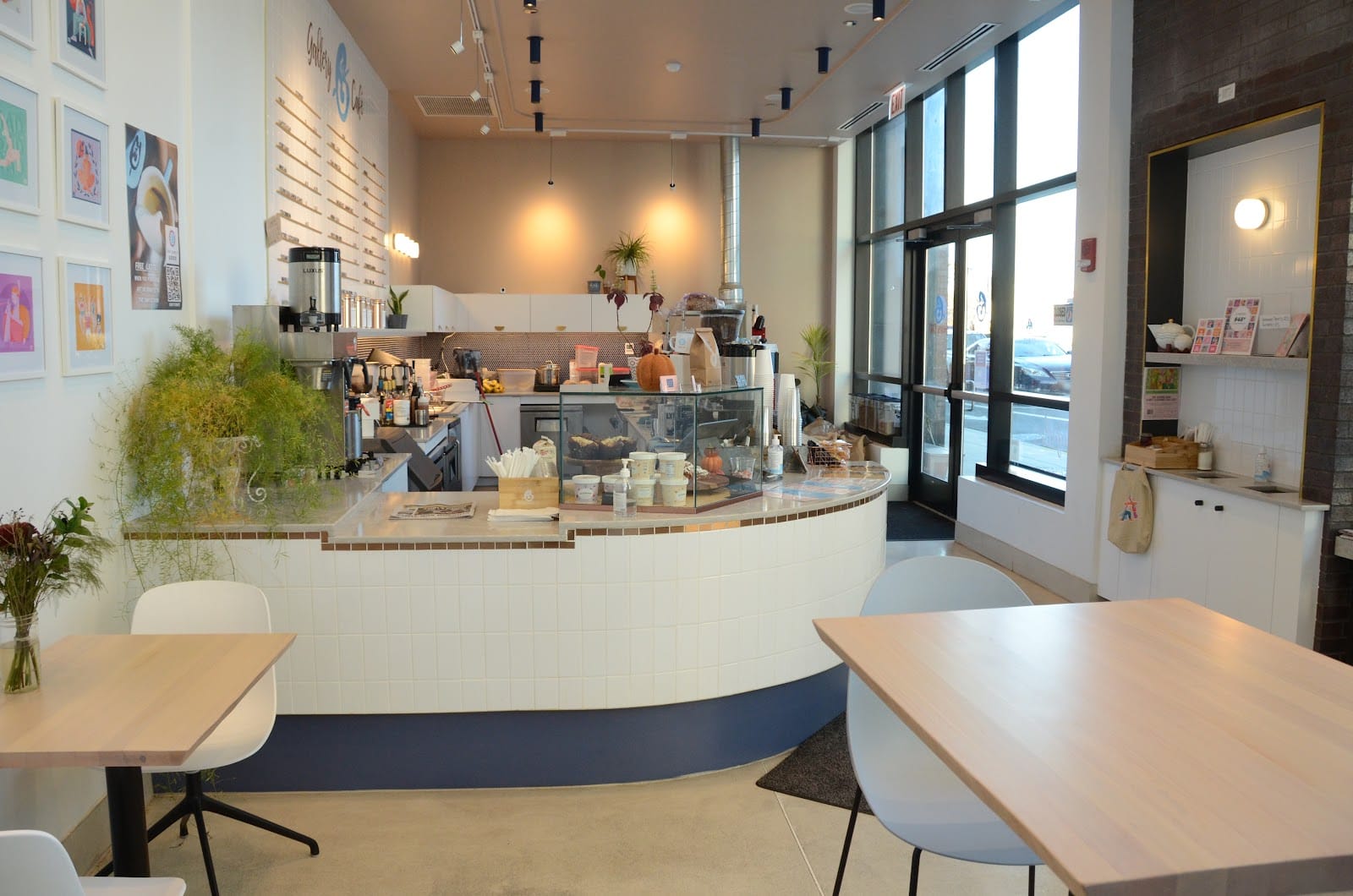 Gallery Café : River West