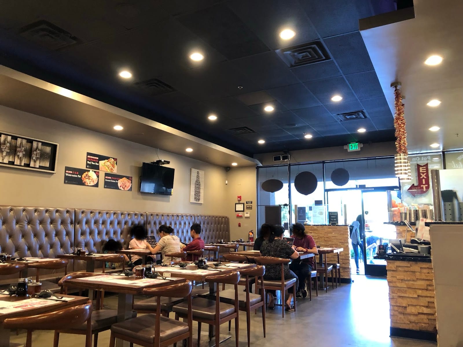 Pot on Fire & Tea Bar