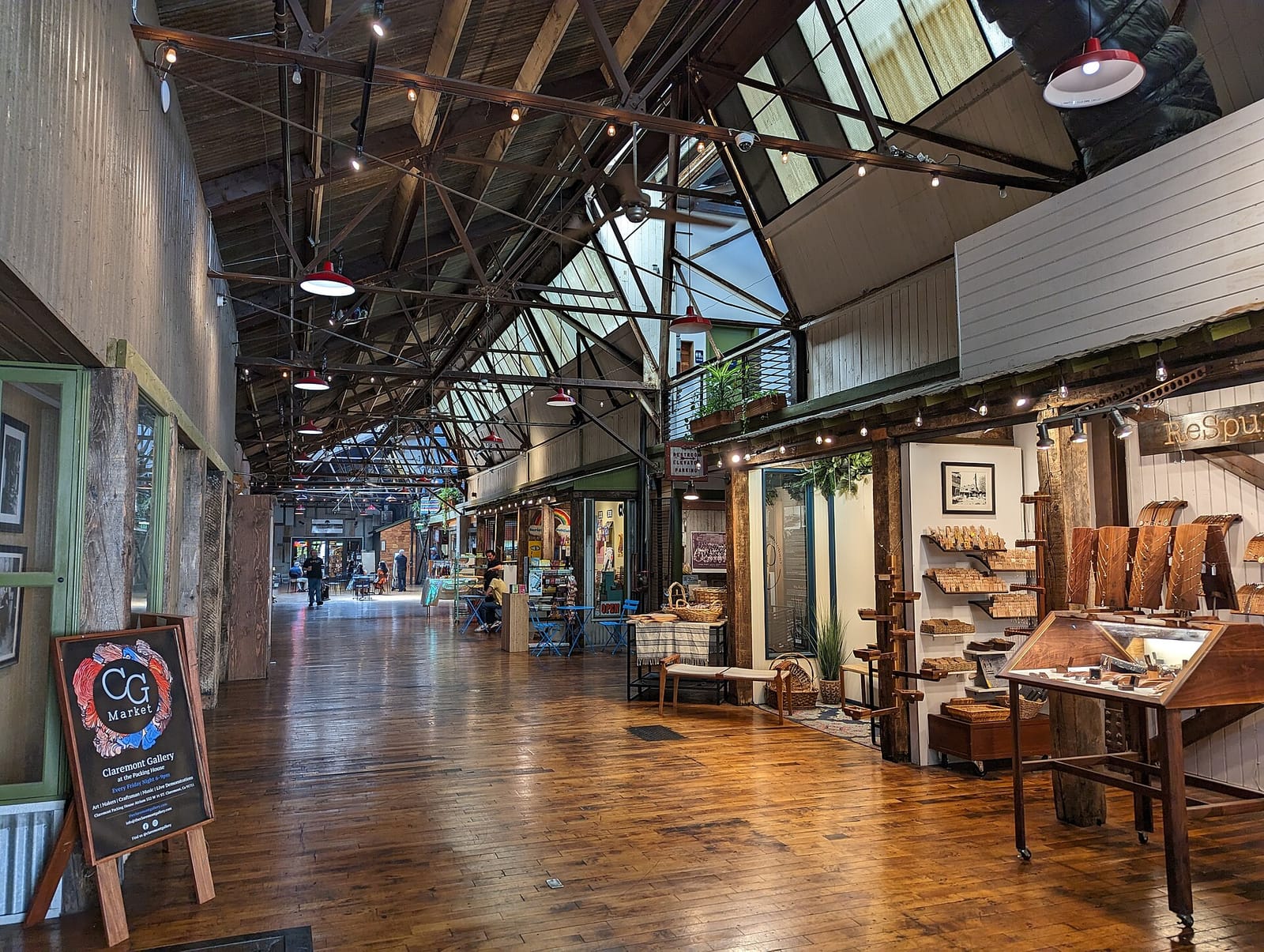 Iron & Kin Coffee Co photo 2