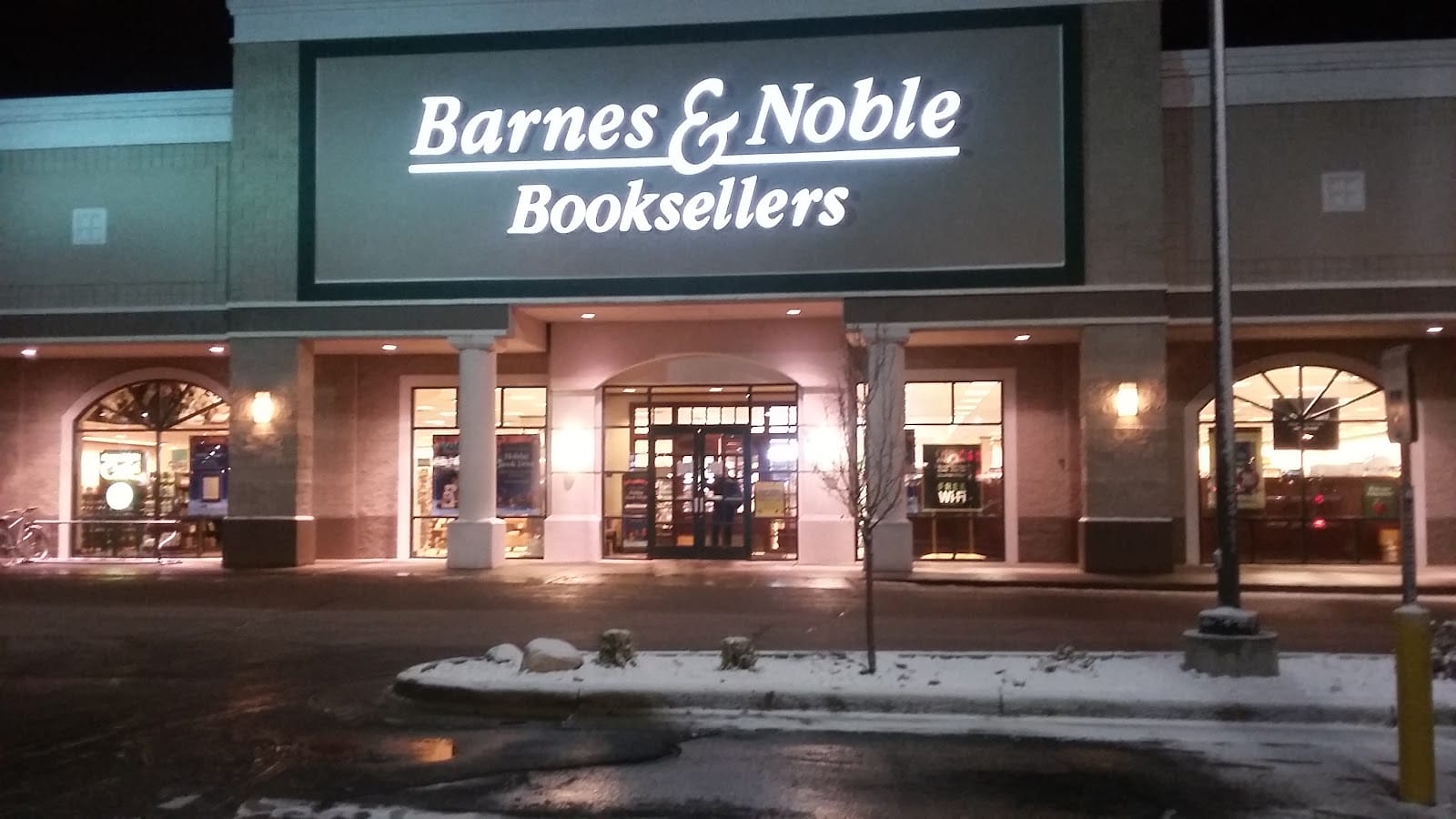 Barnes & Noble