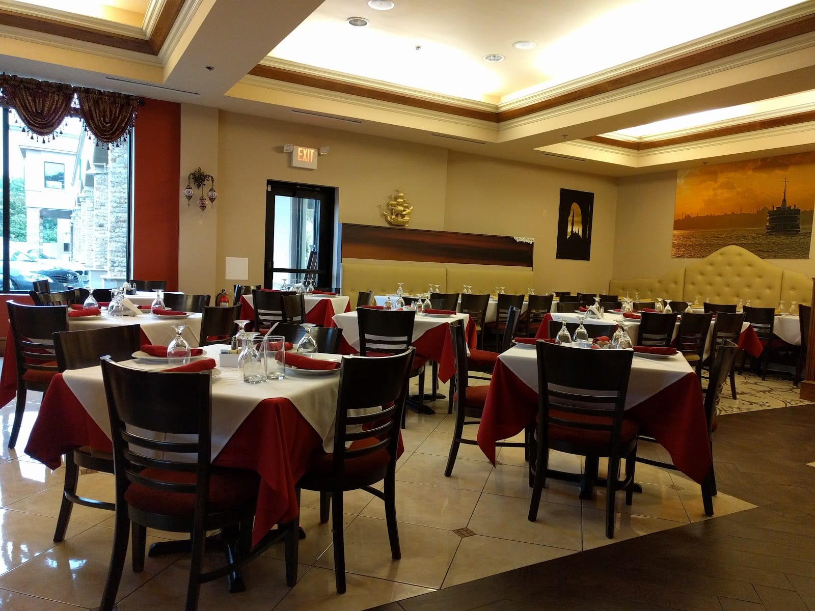 Istanbul Cafe and Restaurant