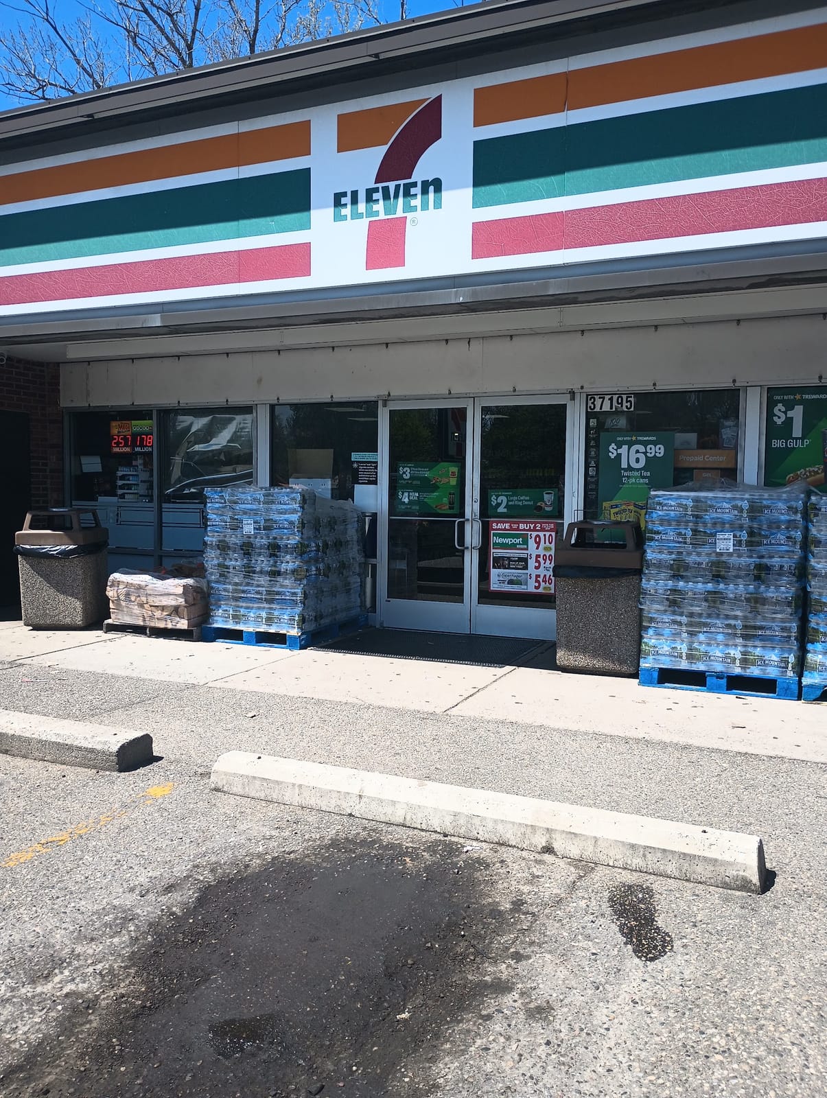 7-Eleven