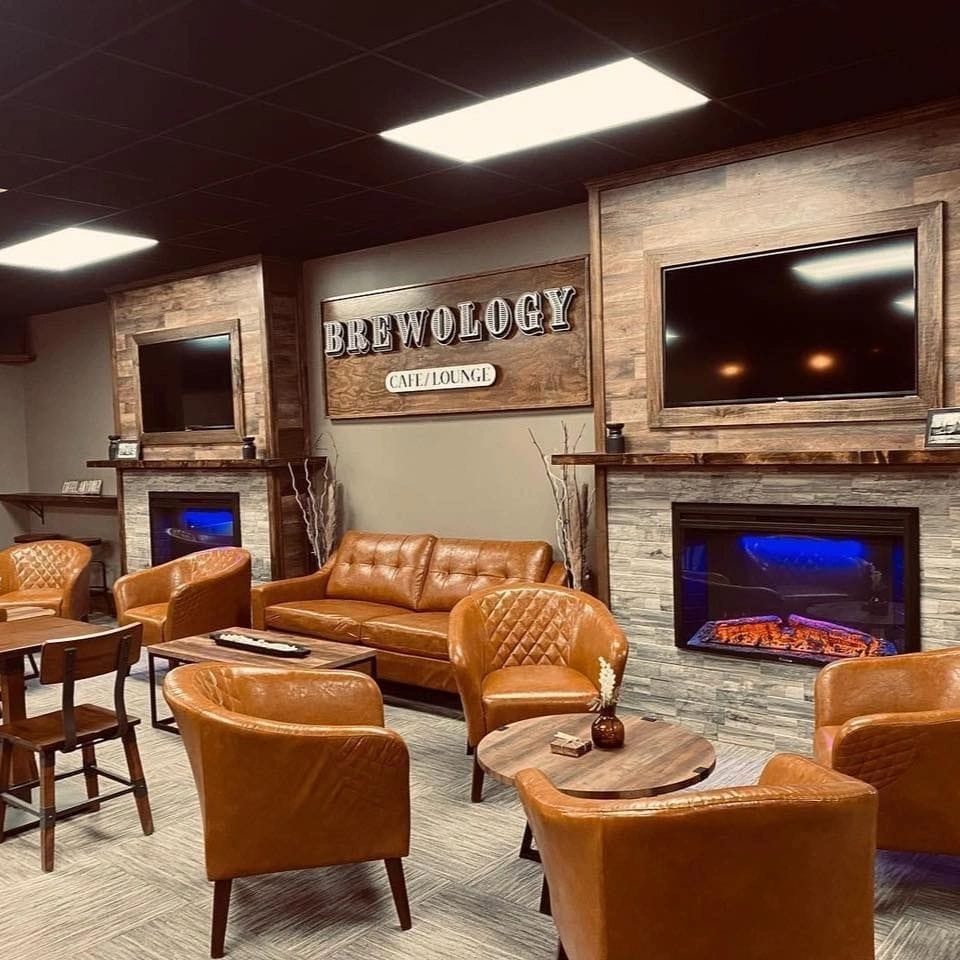 Brewology Cafe/Lounge photo 2