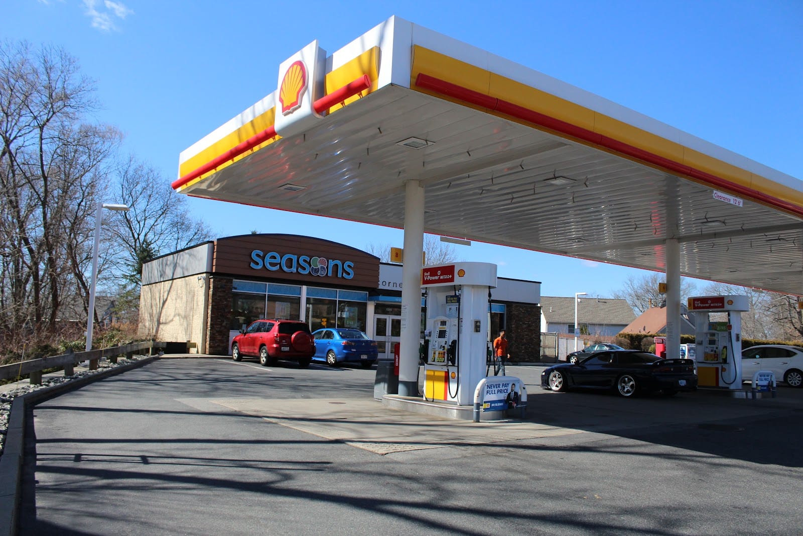 Seasons Corner Market