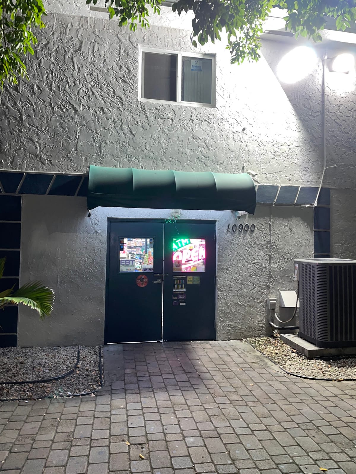The Gardens Market - Cutler Bay