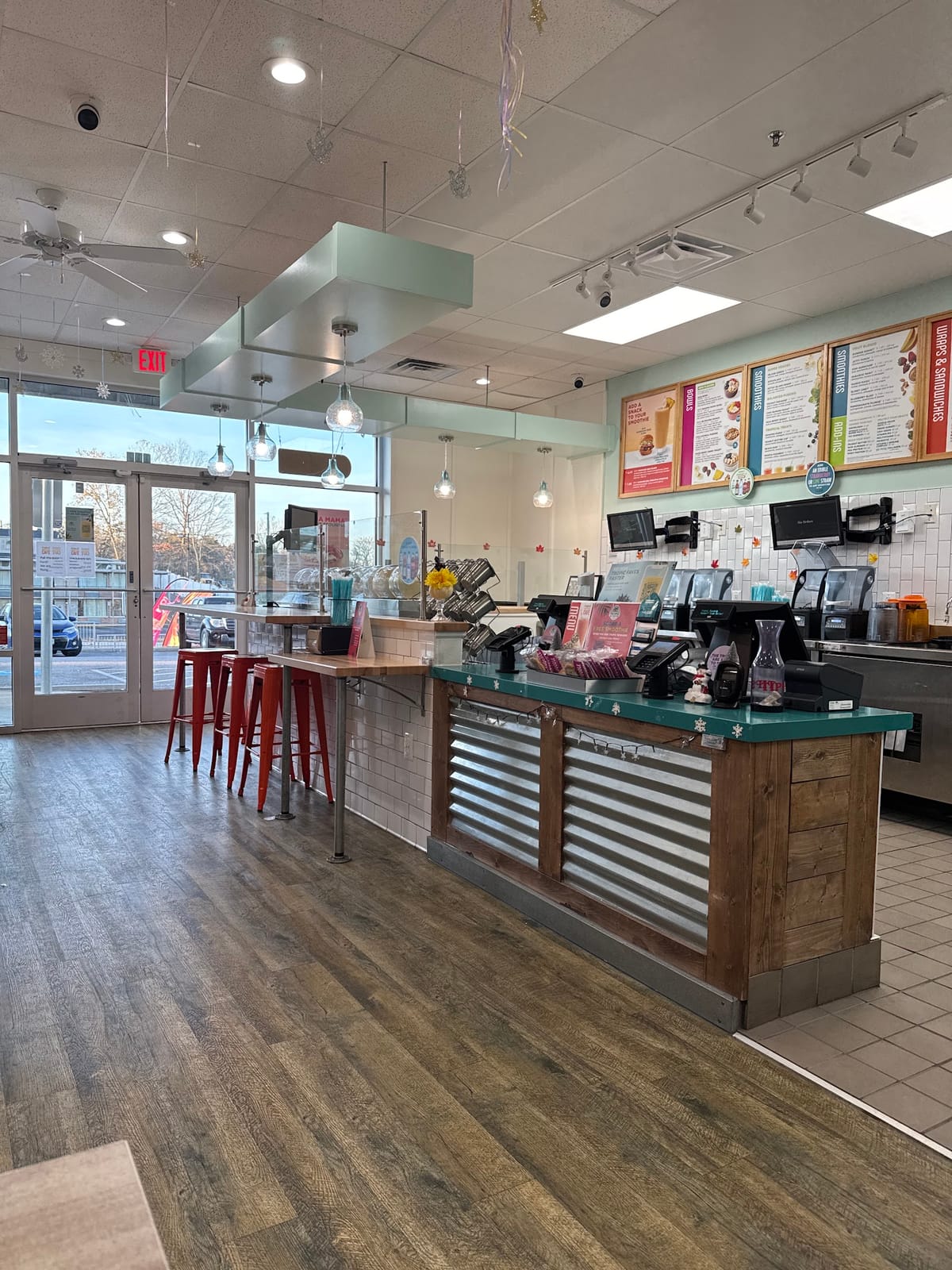 Tropical Smoothie Cafe