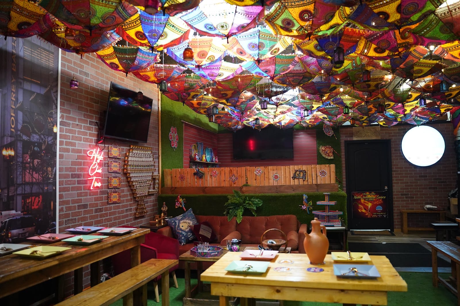 Paradise Café