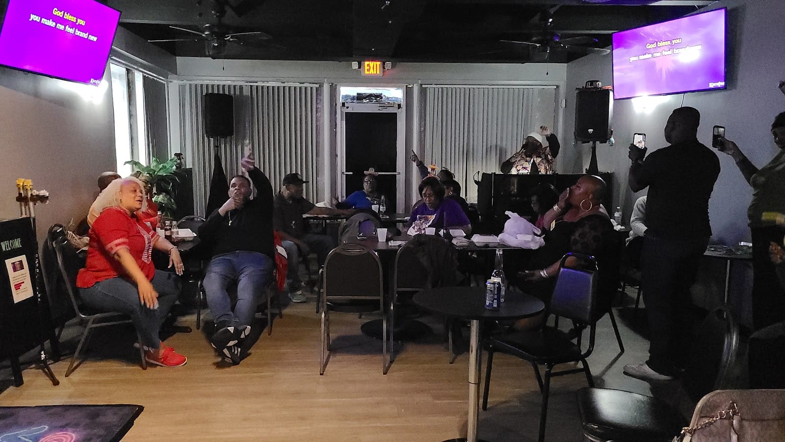 Funny By The Pound Comedy Cafe