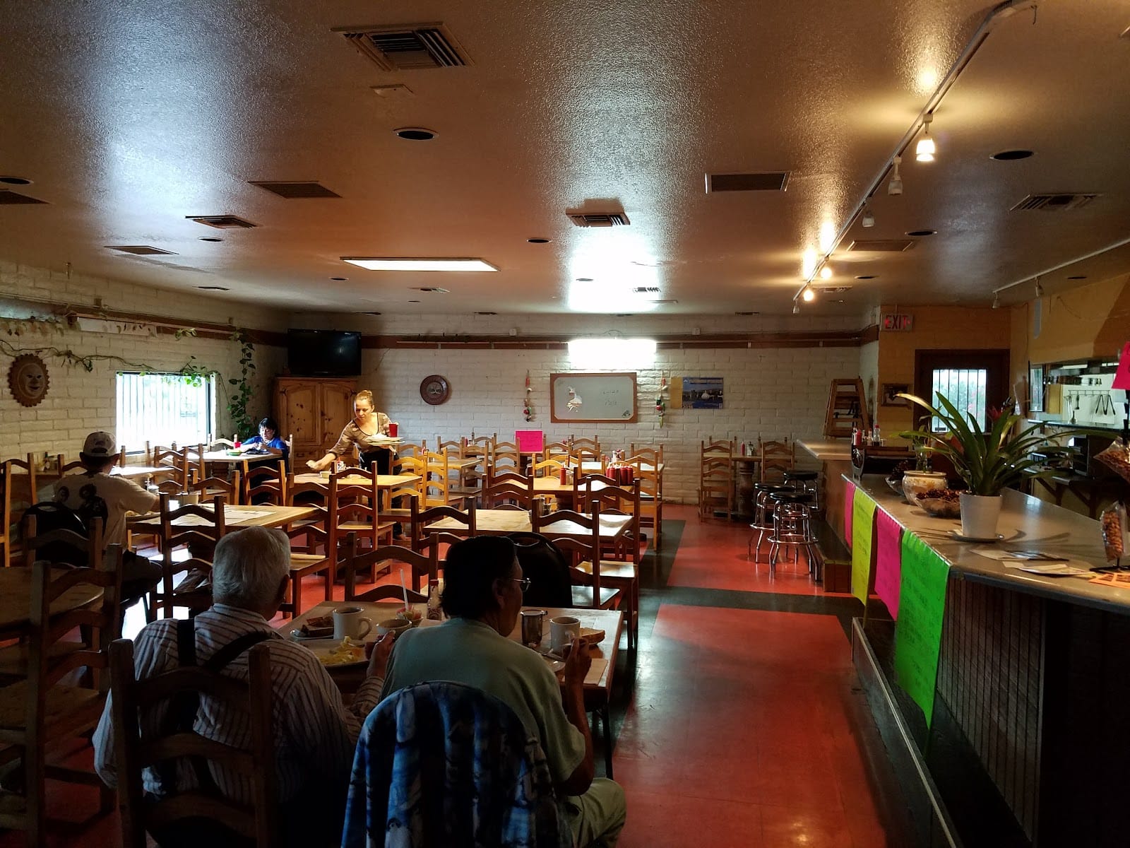 Cora's Cafe