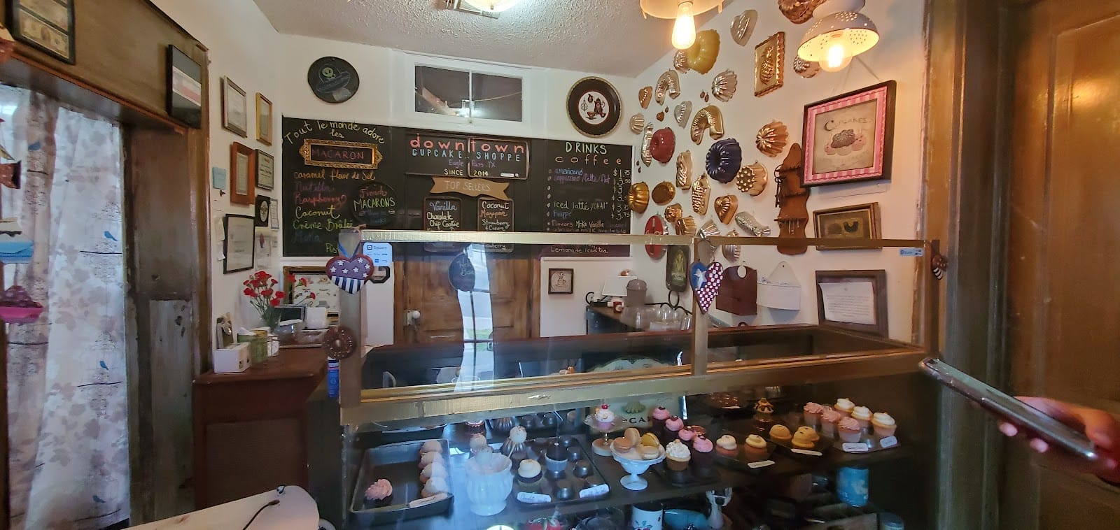 Downtown Cupcake Shoppe