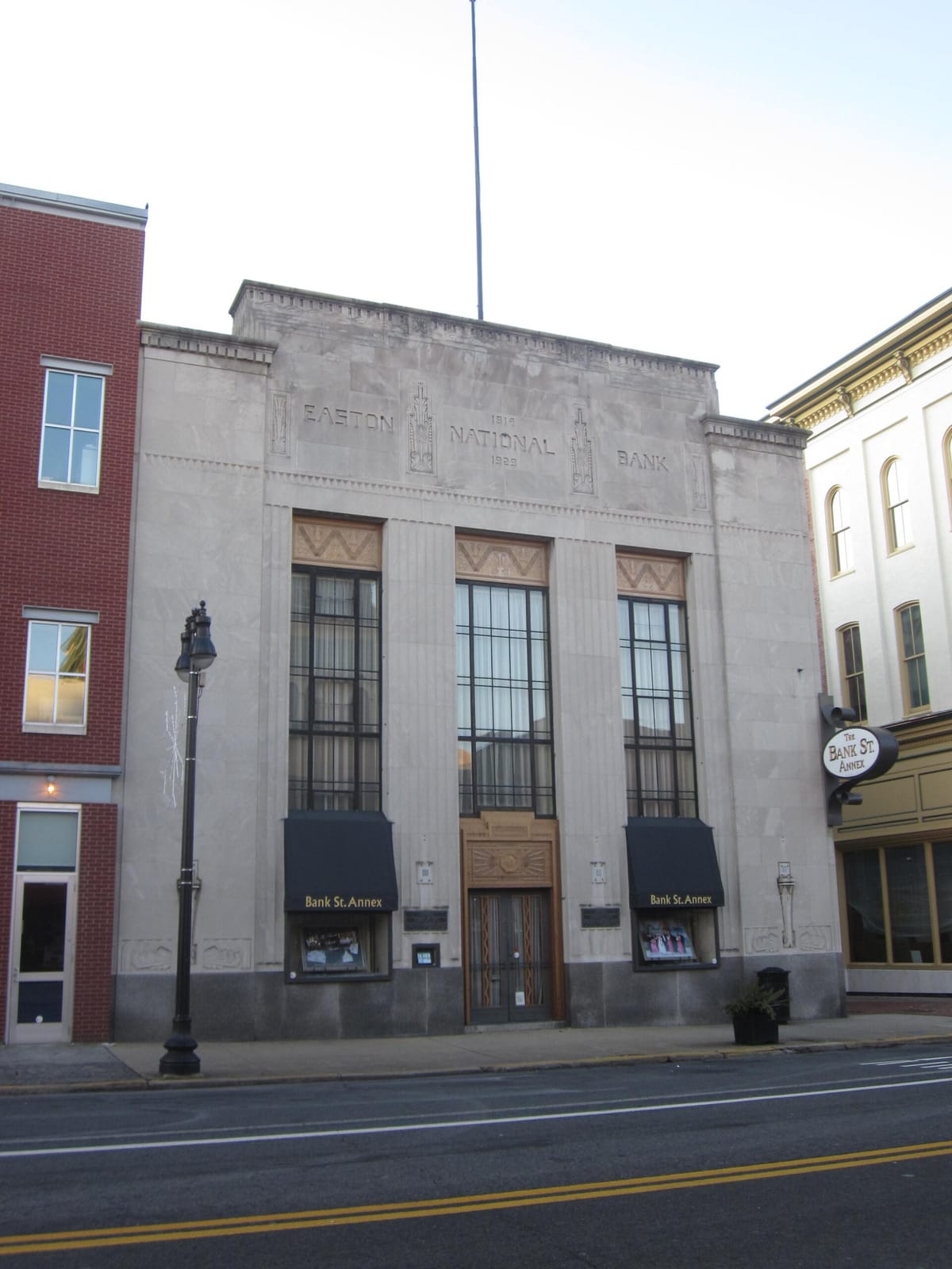 Quadrant Book Mart & Coffee House photo 4