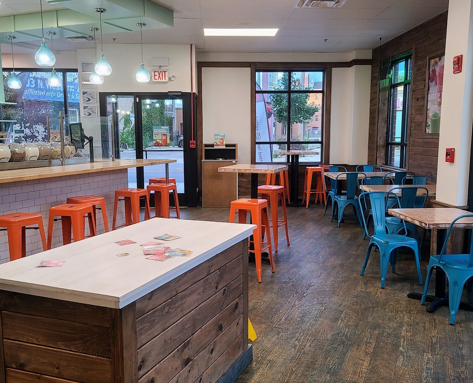 Tropical Smoothie Cafe