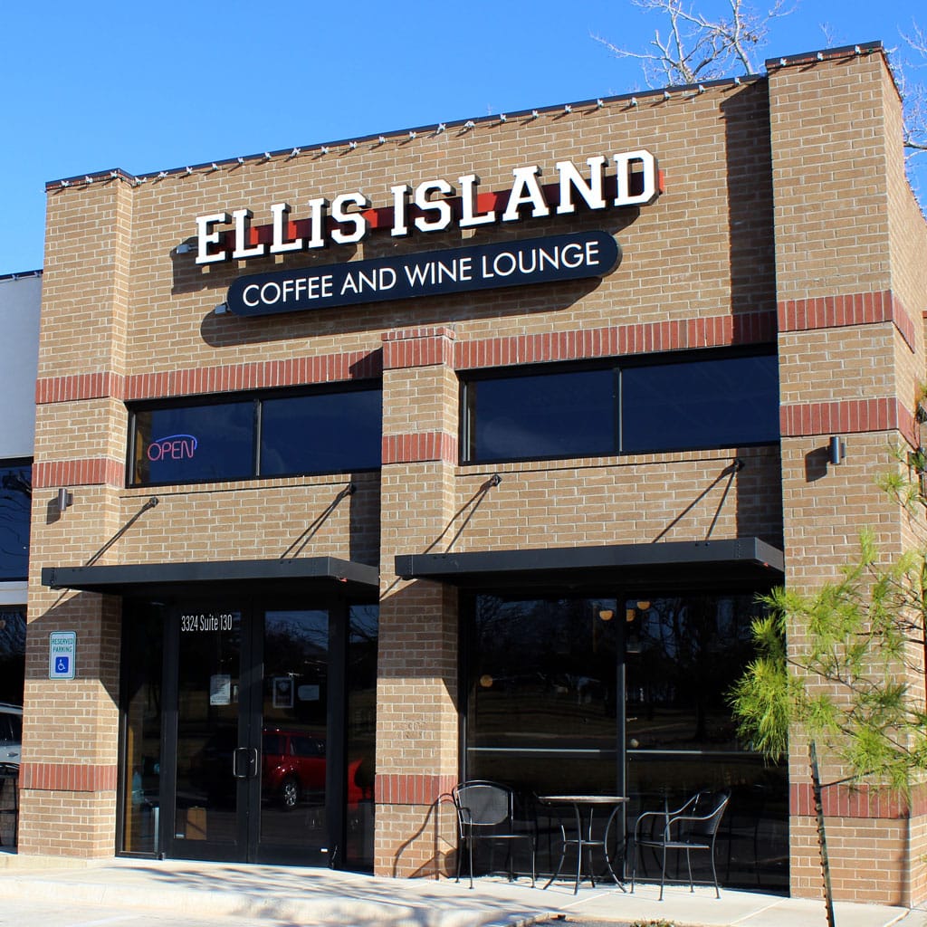 Ellis Island Coffee and Wine Lounge photo 2