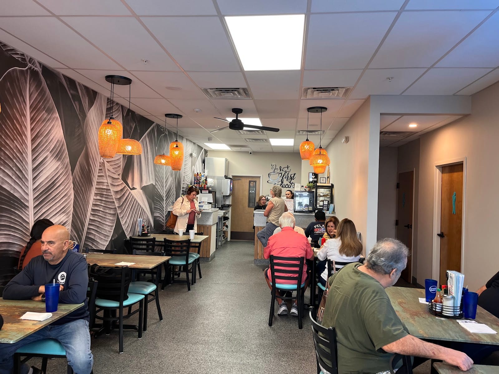 Danny's Coffee & Friends