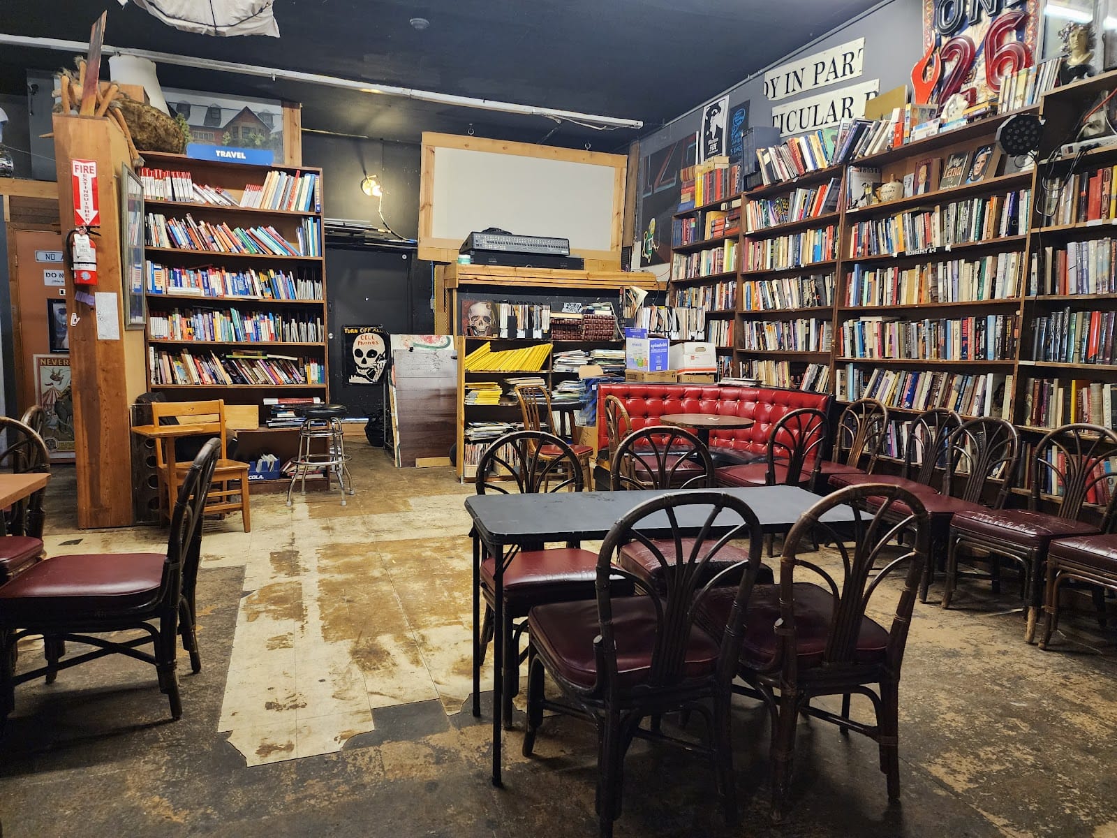 Mutiny Comics and Coffee