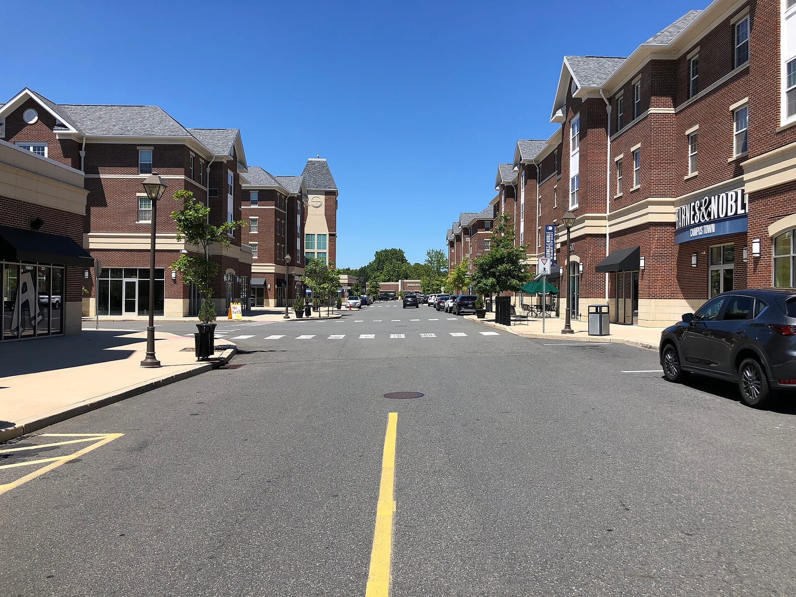 Barnes & Noble Campus Town photo 12