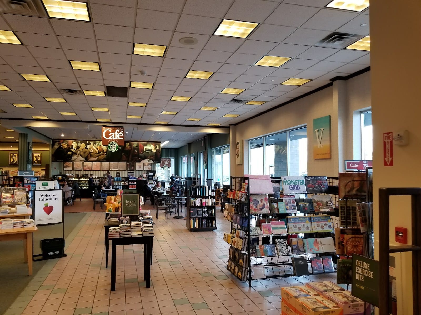 Barnes & Noble