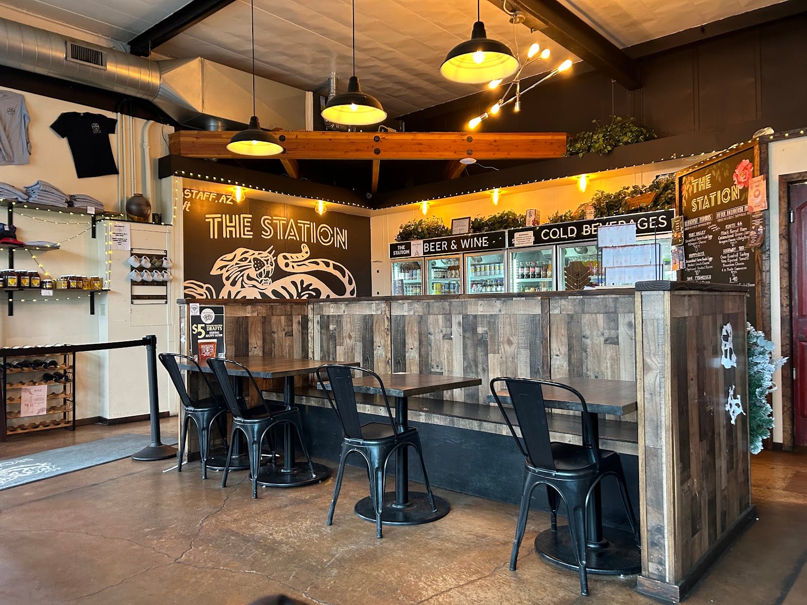 The Station Café and Lounge