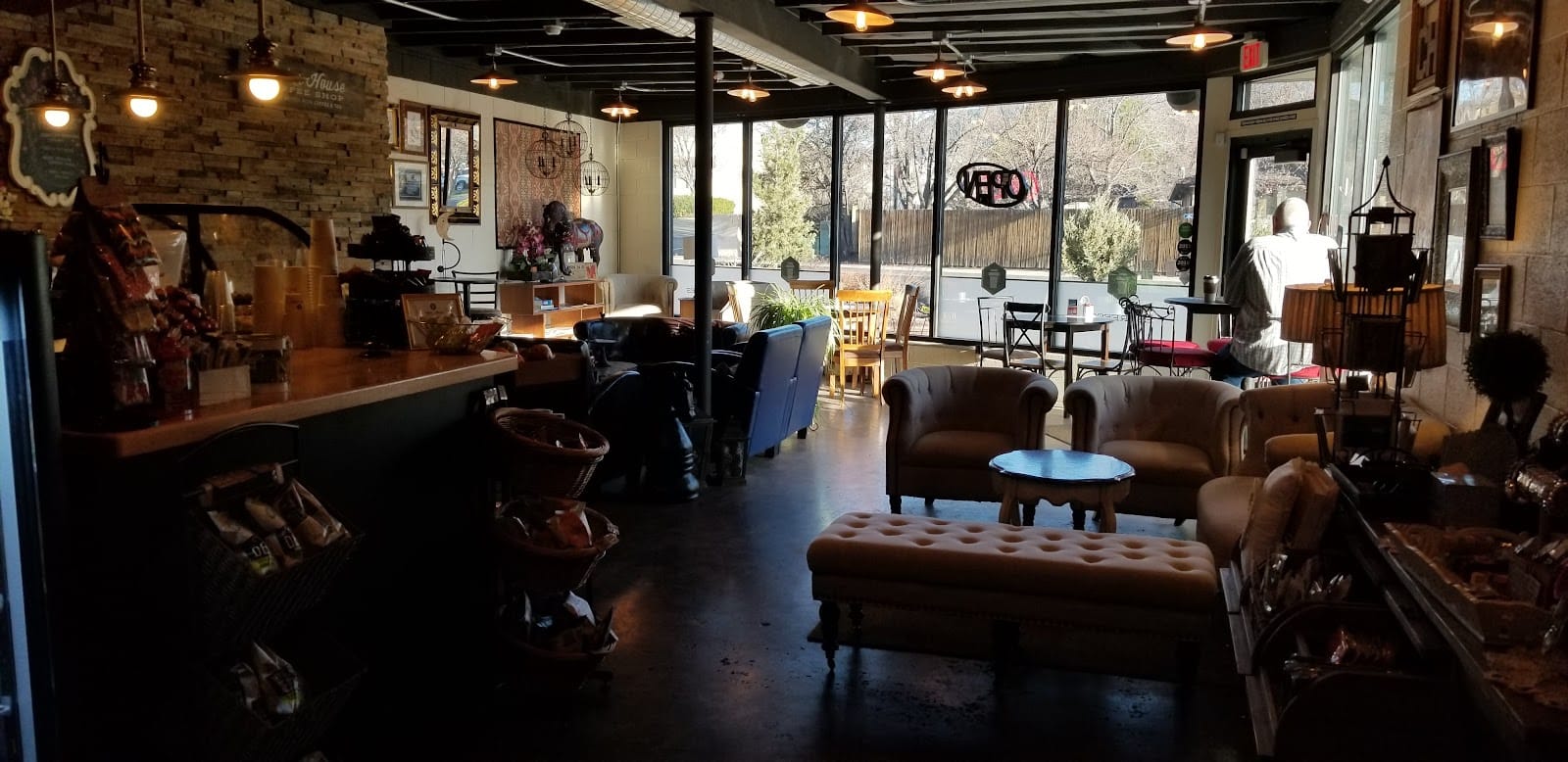 Cedar House Coffee Shop & Bakery